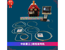 ���؝L���C